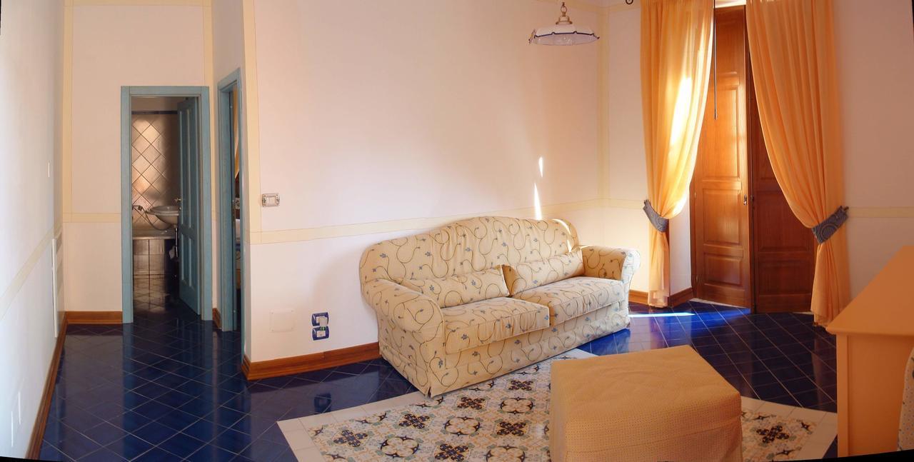 Hotel Del Sole Al Plebiscito سابري المظهر الخارجي الصورة